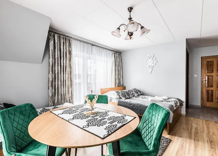 Bed & Breakfast U Baranow 3*