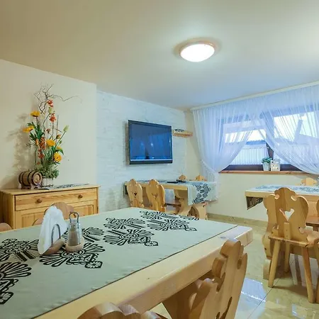 Bed & Breakfast U Baranow 3*